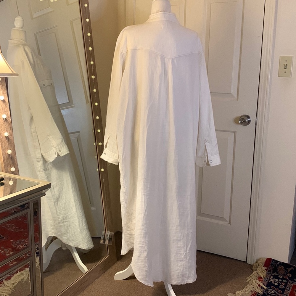Free People Ivory Button-Front Peasant Top - Picture 9 of 16